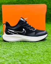 Nk Zoom Runners - Black/White